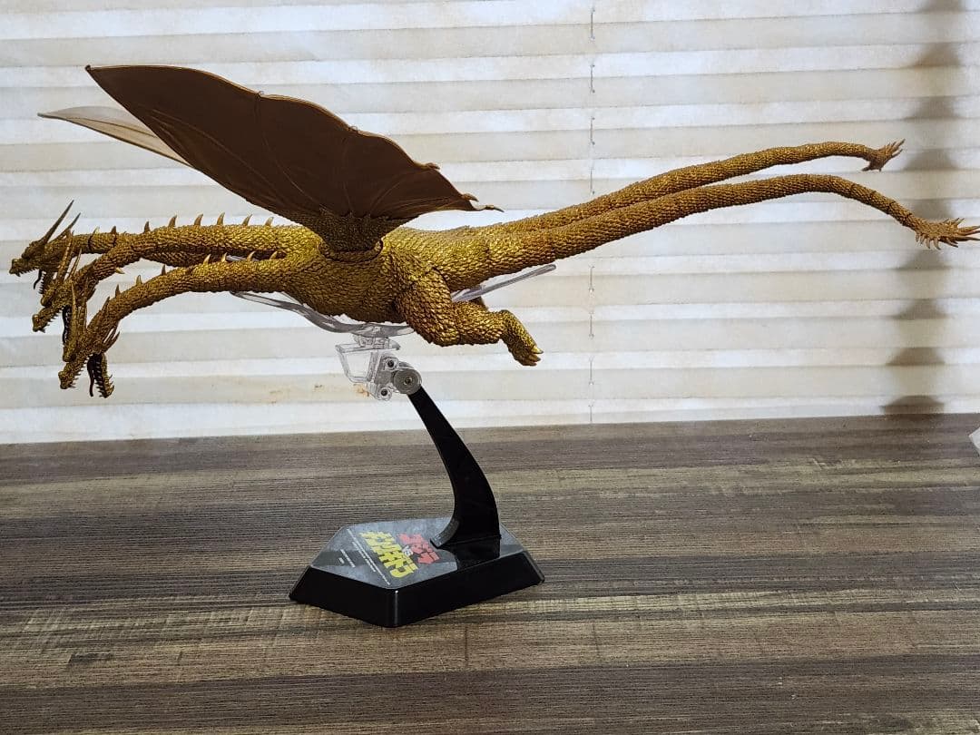 キングギドラ　スペシャルカラー Ver.　S.H.MonsterArts