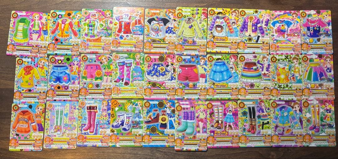 アイカツ　カード　まとめ売り　150枚以上　バインダー　学生証付き