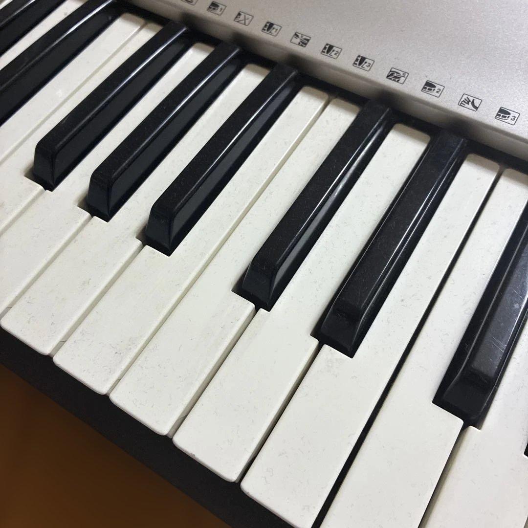 YAMAHA 電子キーボード　PSR-E313 中古品　電子ピアノ　ヤマハ