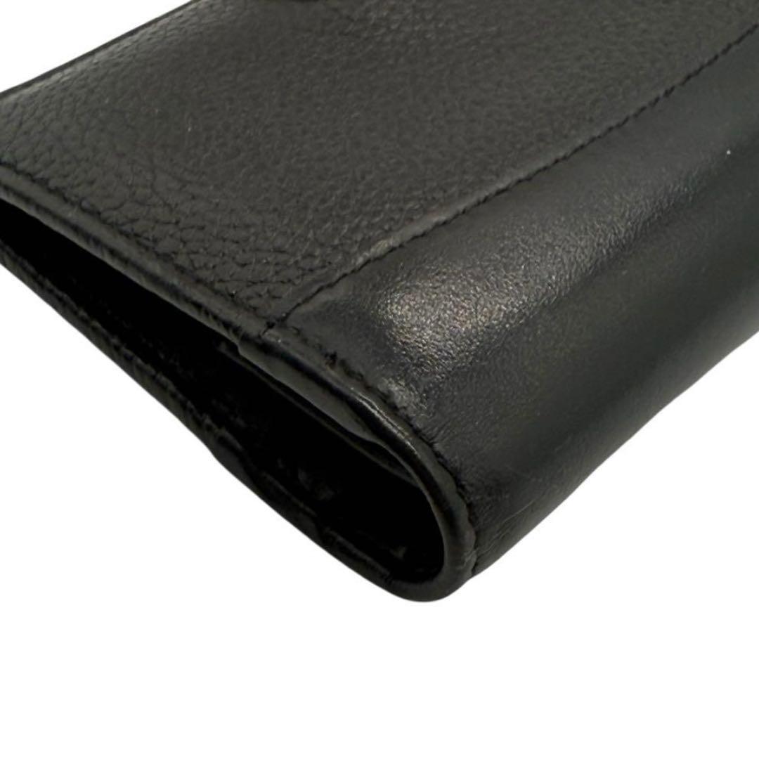 【正規品 美品】miumiuロゴ レザー 二つ折り財布 5MV204RFID搭載