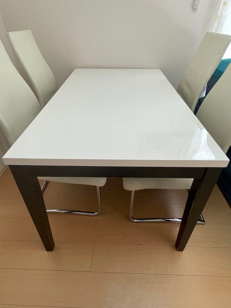 売り切り価格！ニトリ　ダイニングテーブル　135×80×70 引き出し付き