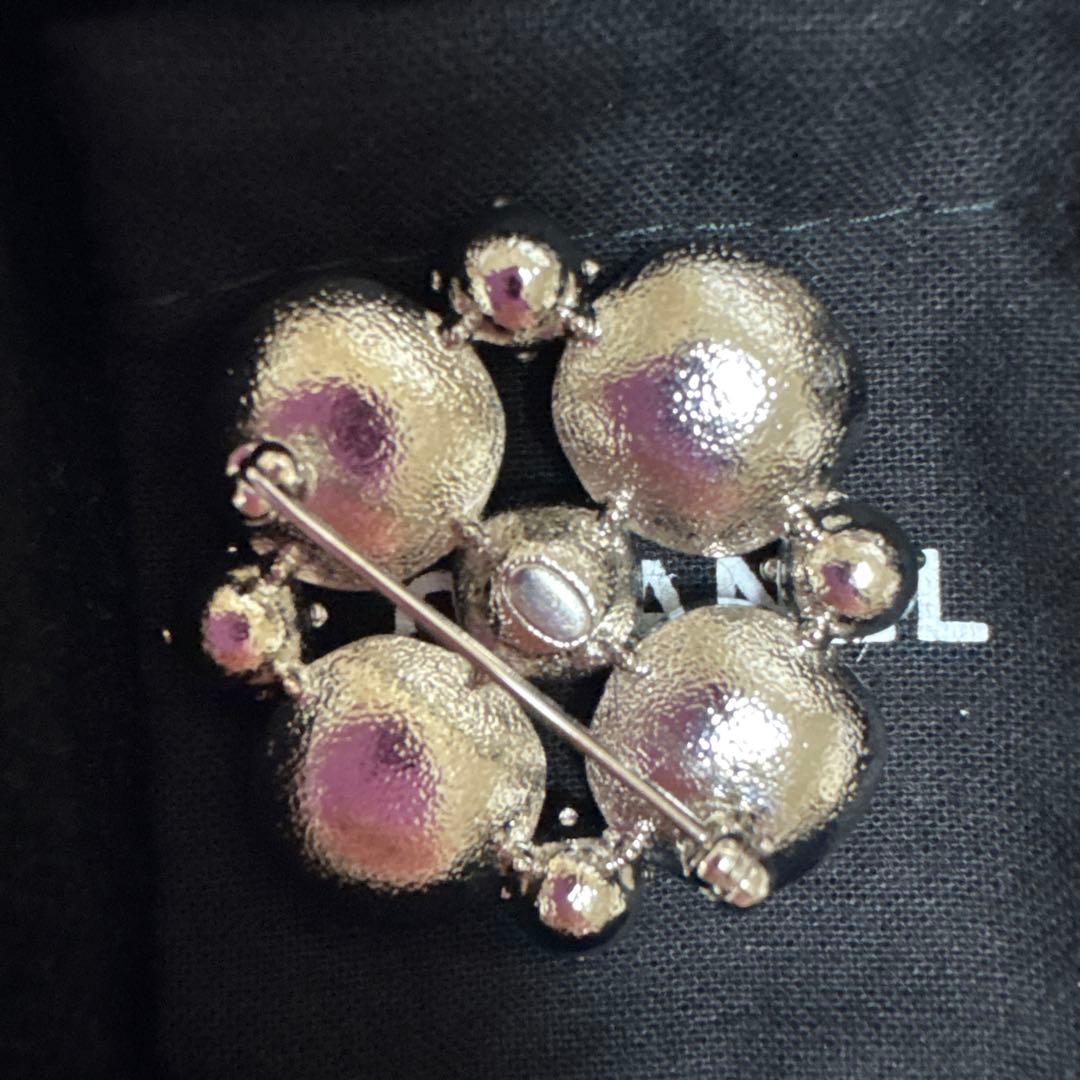 CHANEL ココマーク花型クリスタルブローチ