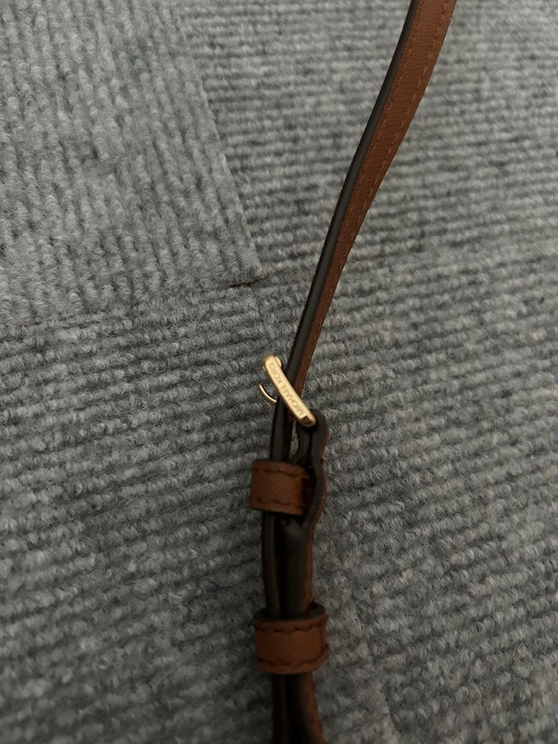 【新品未使用】 MICHEAL KORS MKロゴショルダー バック