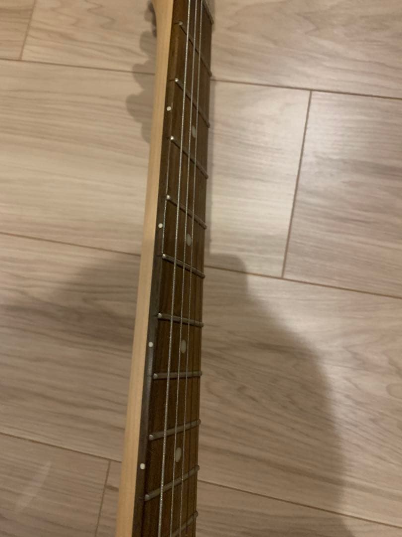 Squier miniレッド