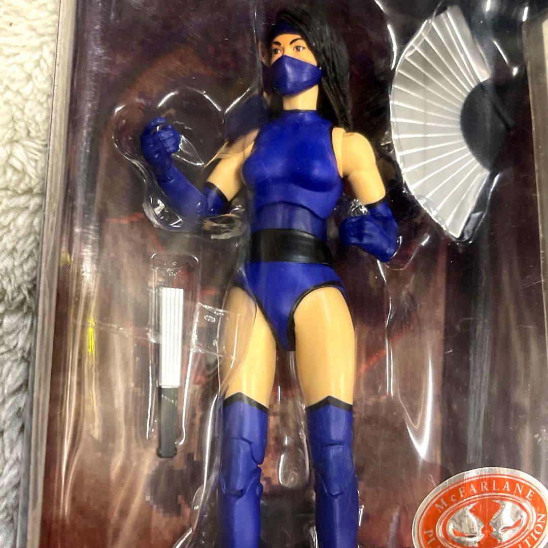 中古希少 モータルコンバット キタナ アクションフィギュア マクファーレントイズ