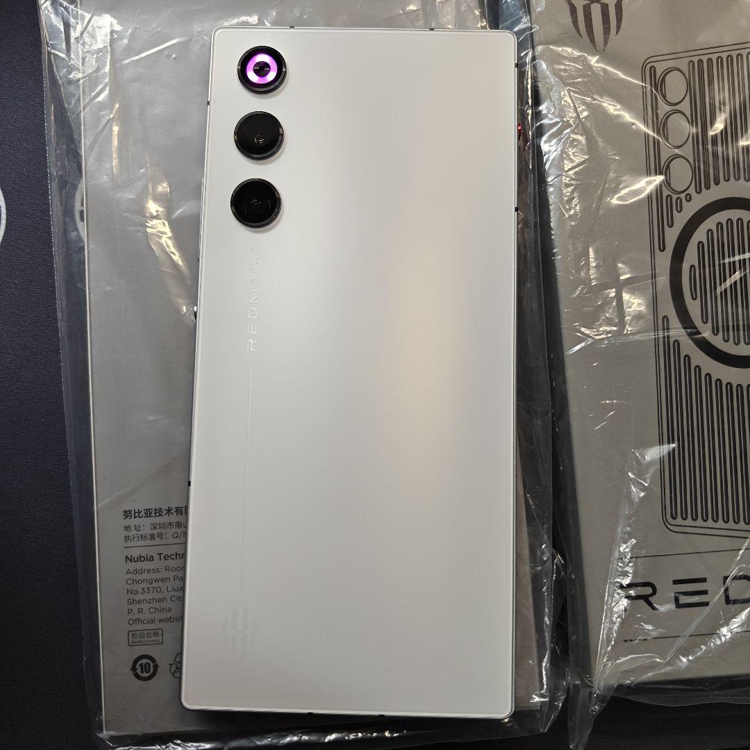 レッドマジック REDMAGIC 10 AIR 512G ホワイト
