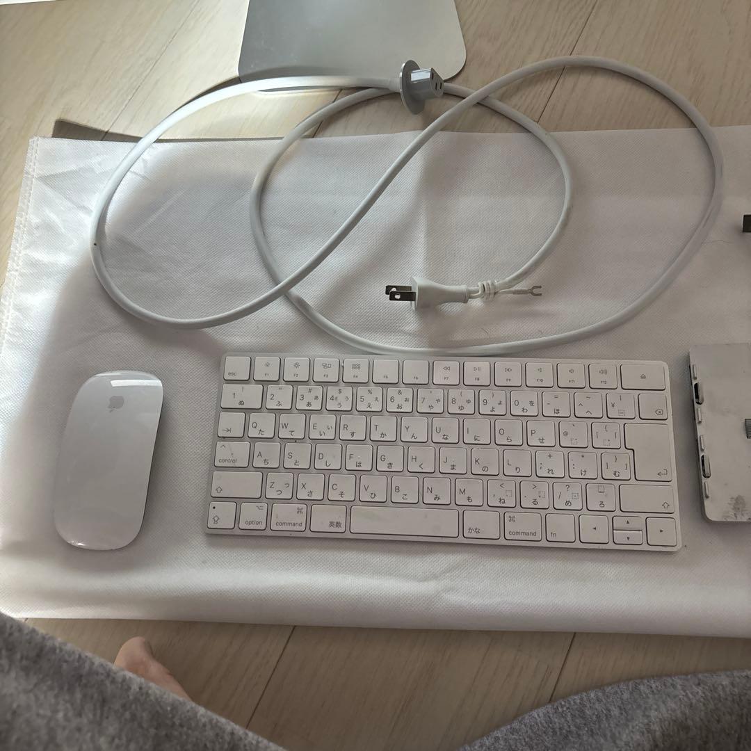 APPLE iMac IMAC MMQA2J/A 21.5インチ2017年中古品