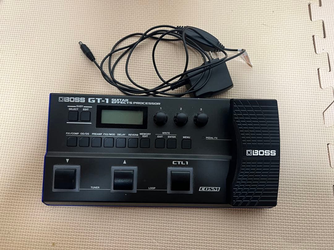 BOSS GT-1 ギターエフェクター　アダプター付き