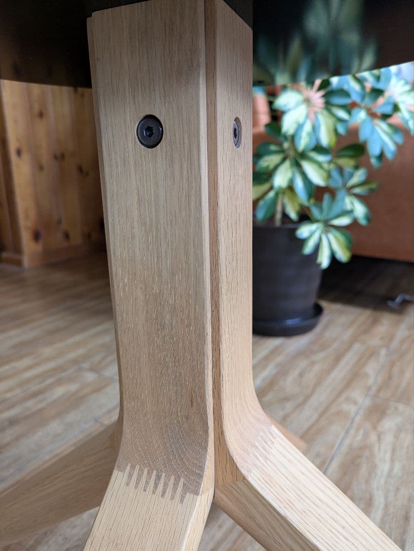 美品　カリモク　ニュースタンダード　スカウトビストロテーブル