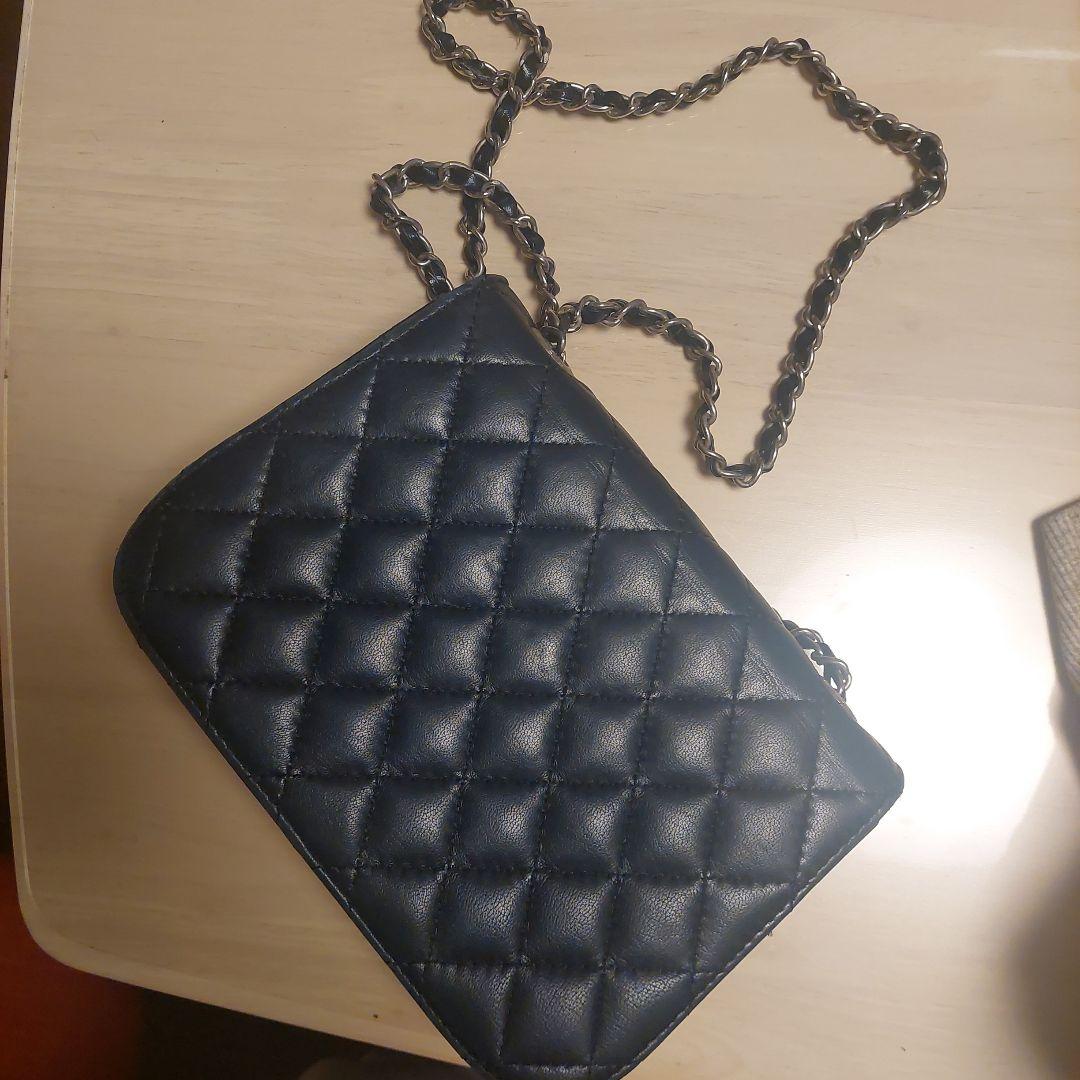 CHANELヴィンテージキルティング ショルダーバッグ 黒合わせやすい大人気！