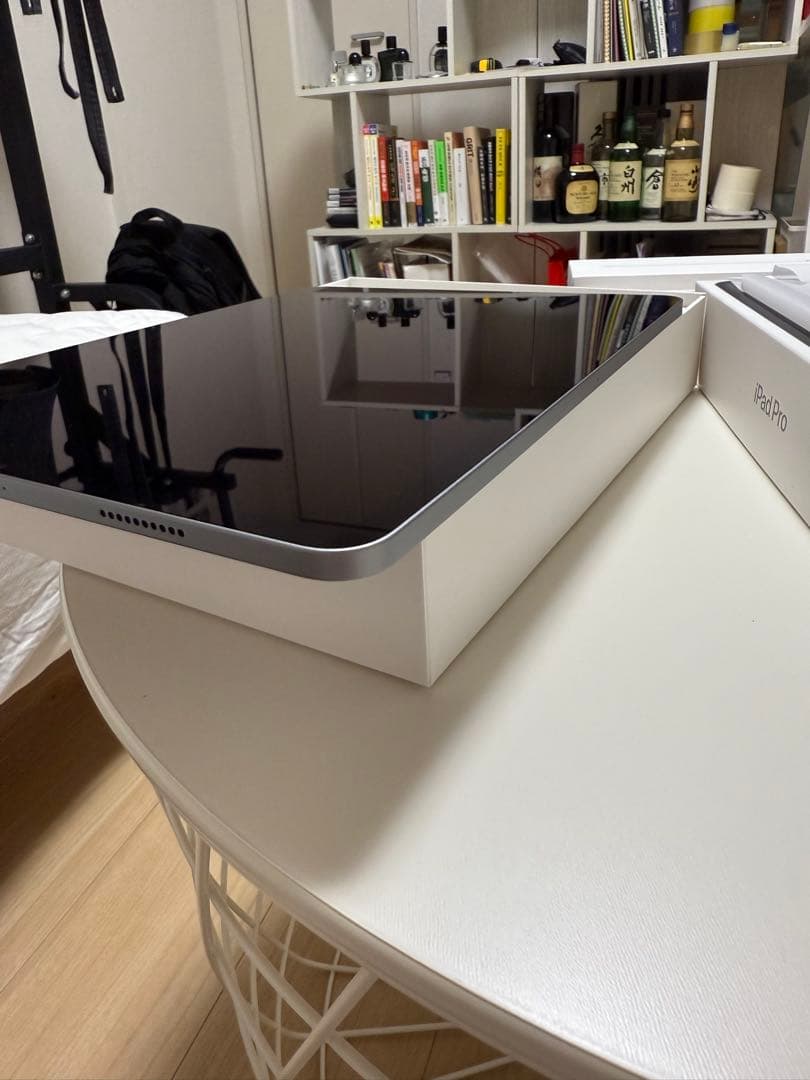 [美品] iPad Pro 12.9インチ（第6世代） 128GB Wi-Fi