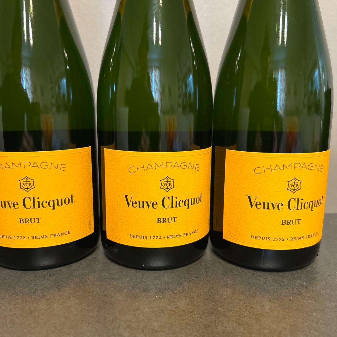 【新品未開封】Veuve Clicquot ヴーヴクリコ 750ml 3本セット