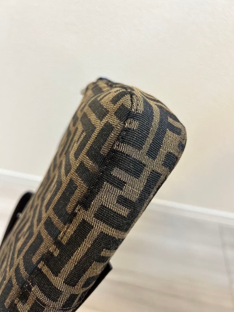 FENDI ズッカ柄 マンマバケット ワンショルダー FFロゴ