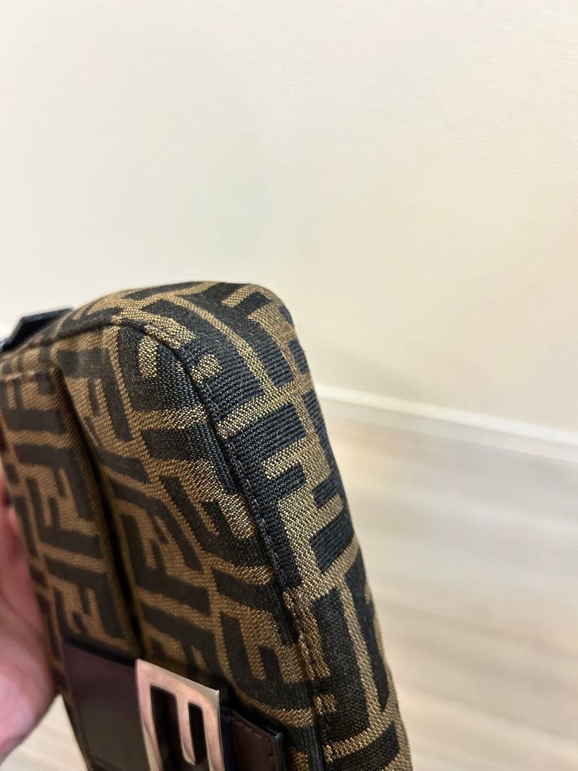 FENDI ズッカ柄 マンマバケット ワンショルダー FFロゴ