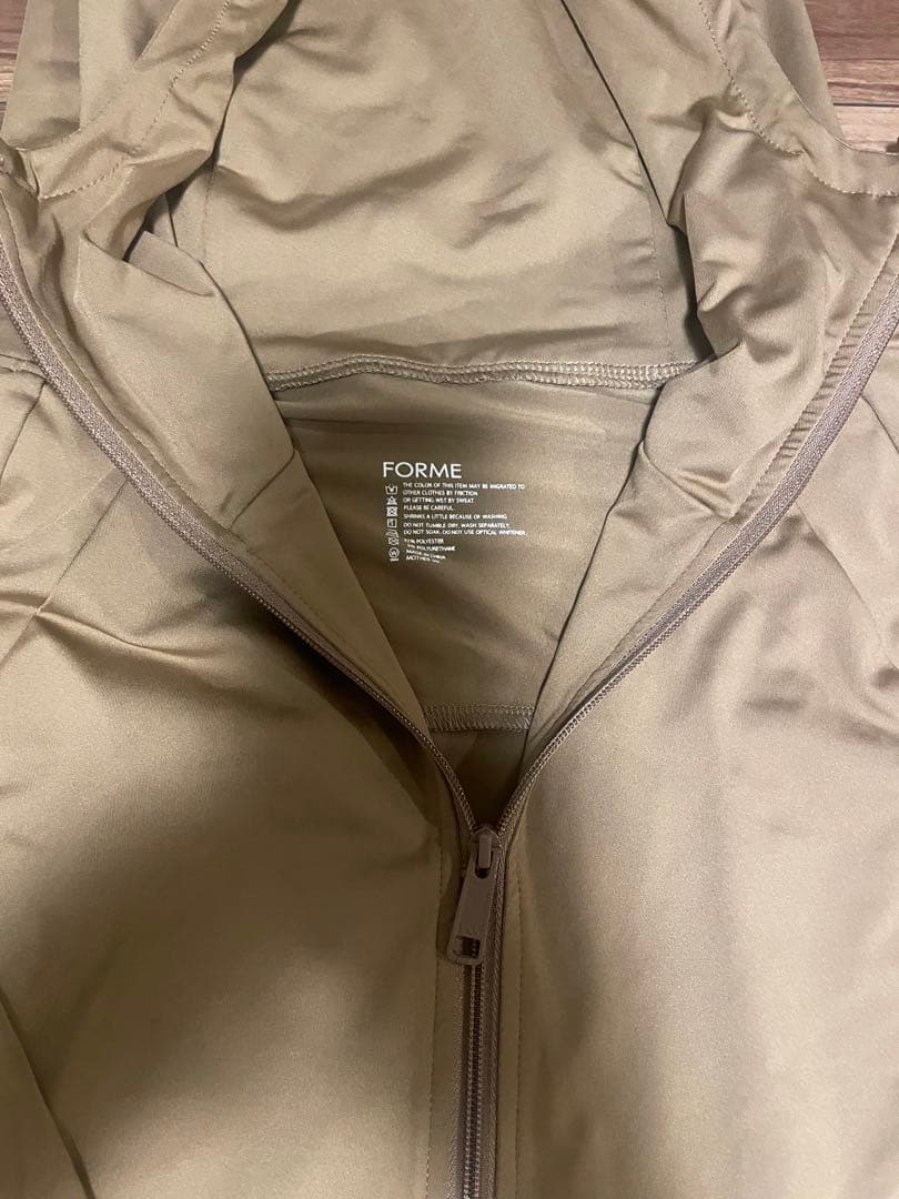 FORME フォルム　ラッシュガード　パーカー　ブラウン　美品