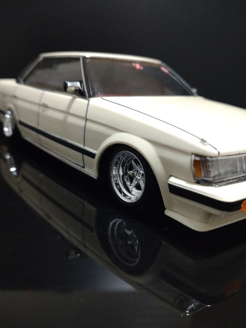 GX71マークⅡ グランデ　ツインカム24 プラモデル完成品