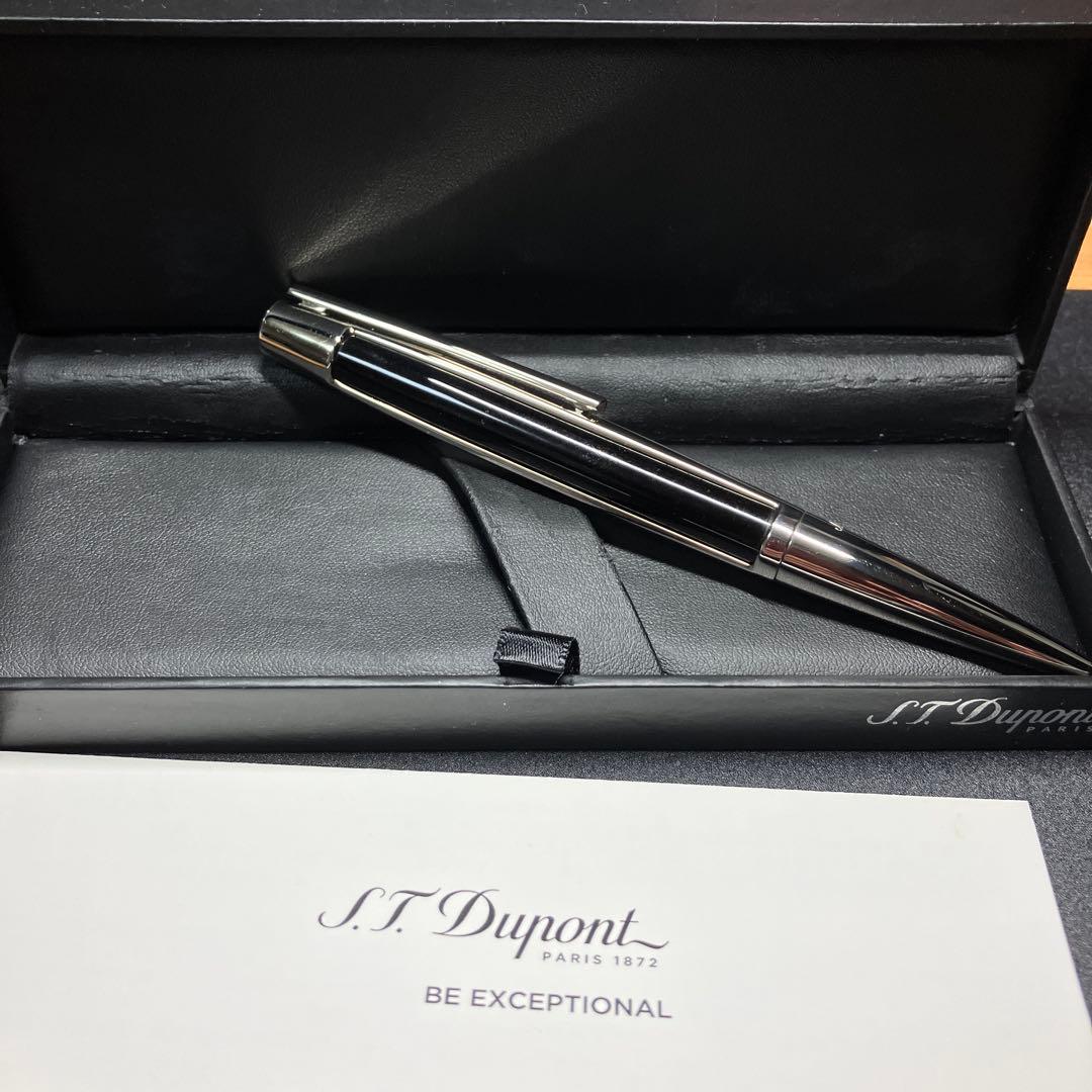 STデュポンデフィボールペン