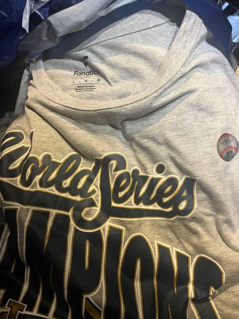 Dodgers 2025年ワールドシリーズチャンピオンTシャツ XL