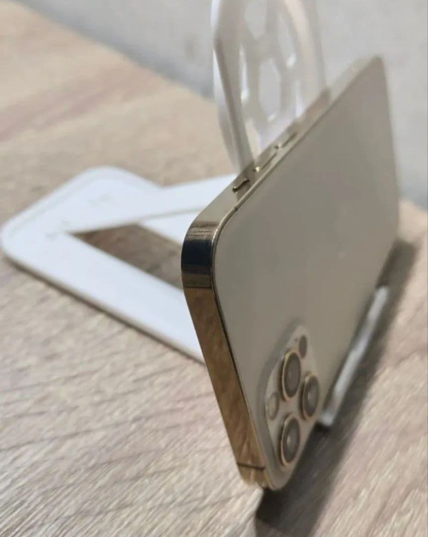 iPhone 12 Pro 256GB　SIMロック解除済み　スマホ