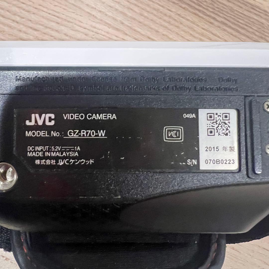 エブリオJVC 防水 ビデオカメラ 60倍ズーム　GZ-R70-W 動作確認済