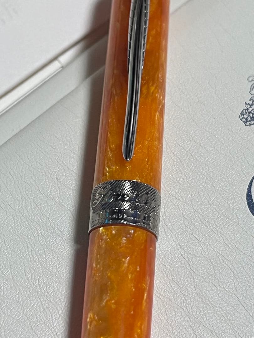 ☆廃番 新品未使用 ピナイダー ボールペン アバター サンフランイエロー☆