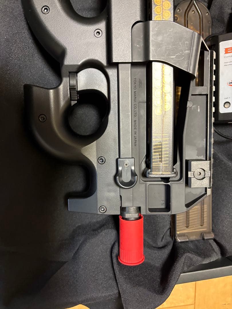 東京マルイ 電動ガン P90+ プラス　リポバッテリー　マガジン2機