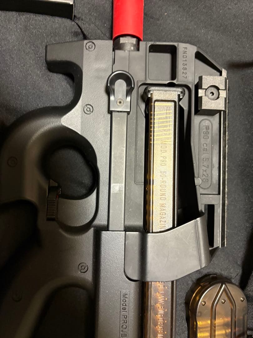 東京マルイ 電動ガン P90+ プラス　リポバッテリー　マガジン2機
