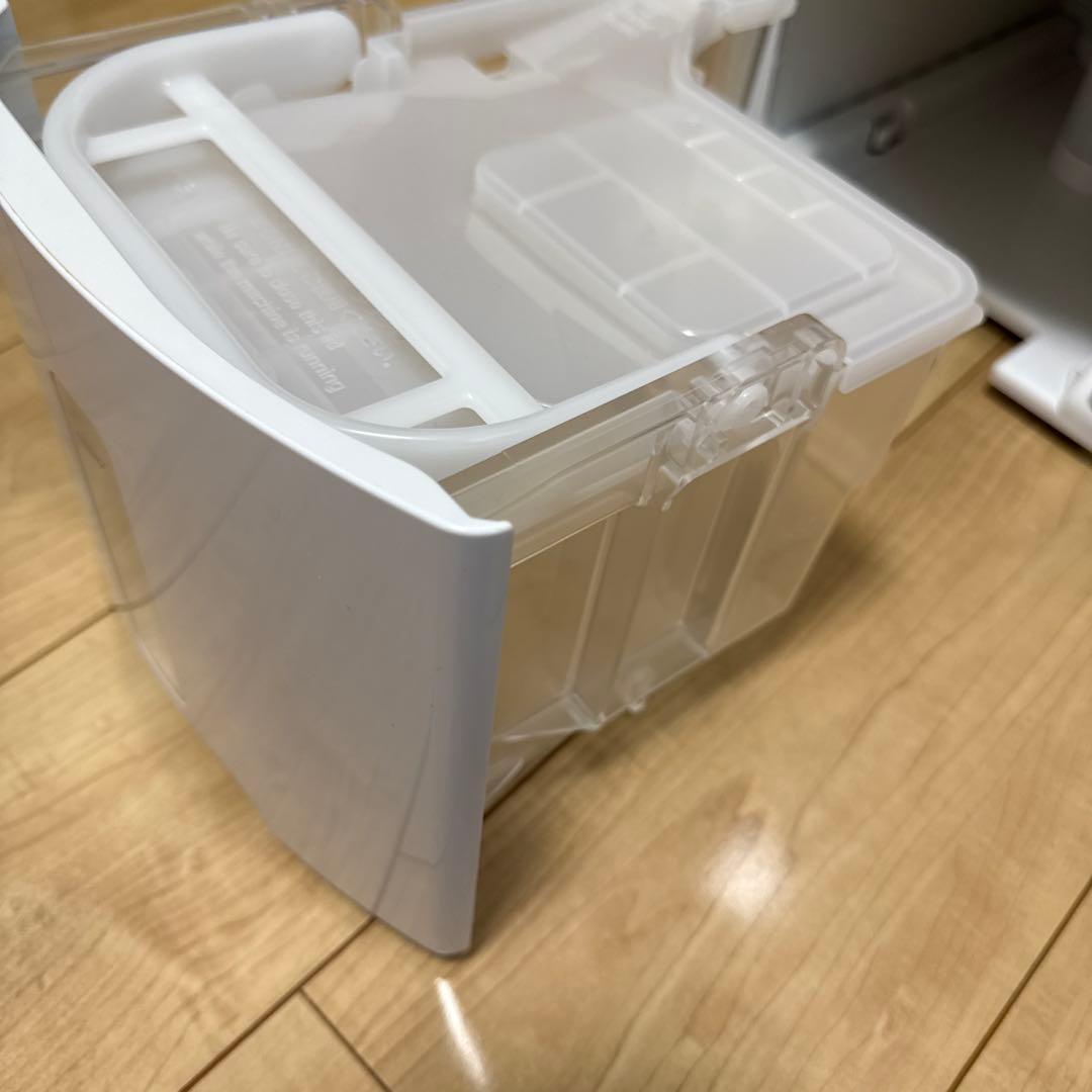 新品未使用品 パナソニック 衣類乾燥除湿機 F-YHVX120-W ハイブリッド