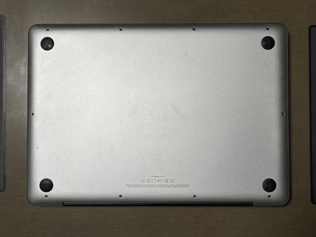 MacBook Pro 13.3 インチ シルバー A1278