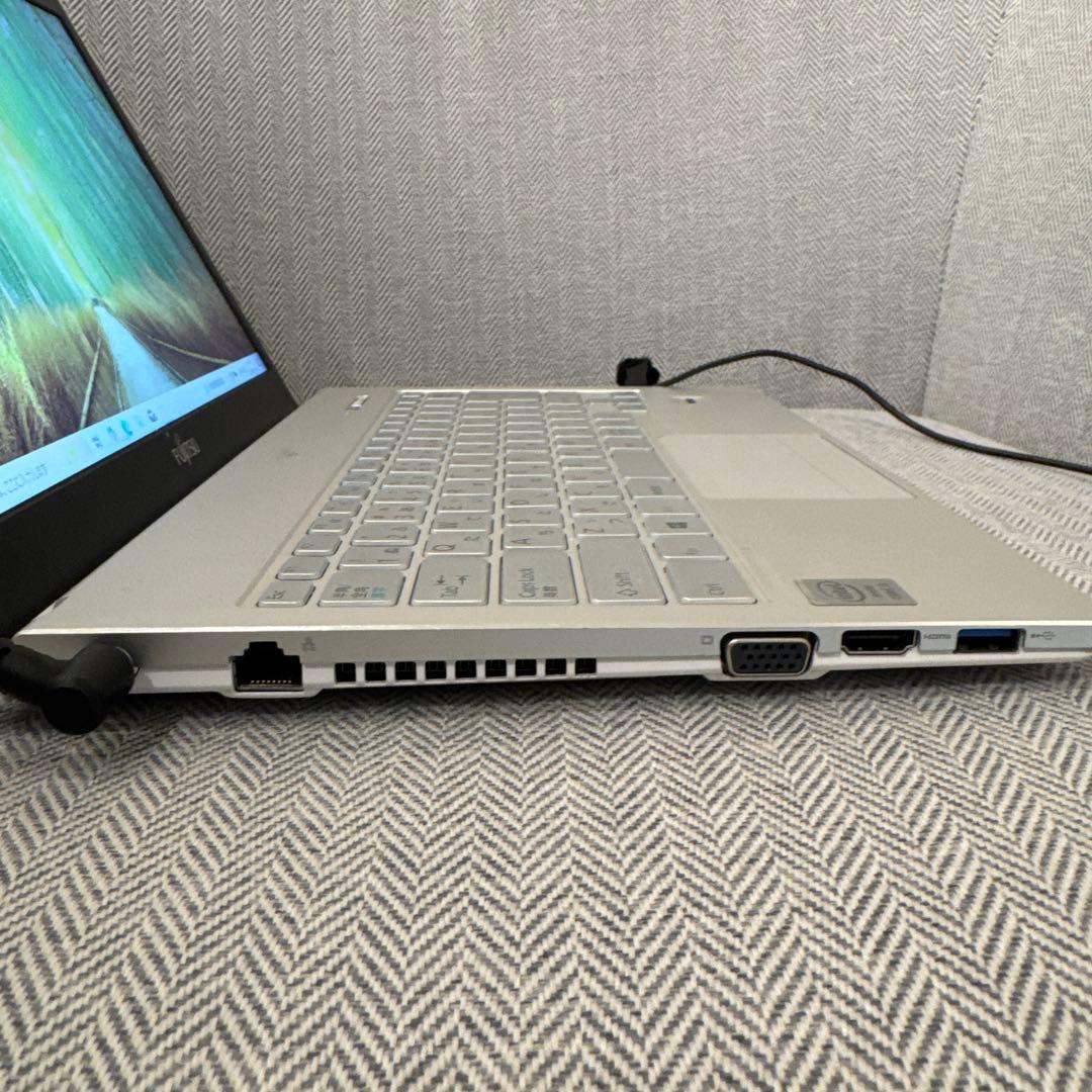 LIFEBOOK SH75/M（12GB SSD256GB/Win10）即使用可