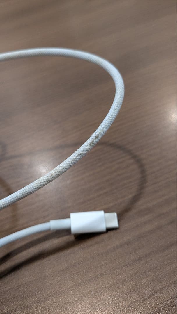 ＊Apple Pod mini/ホワイト