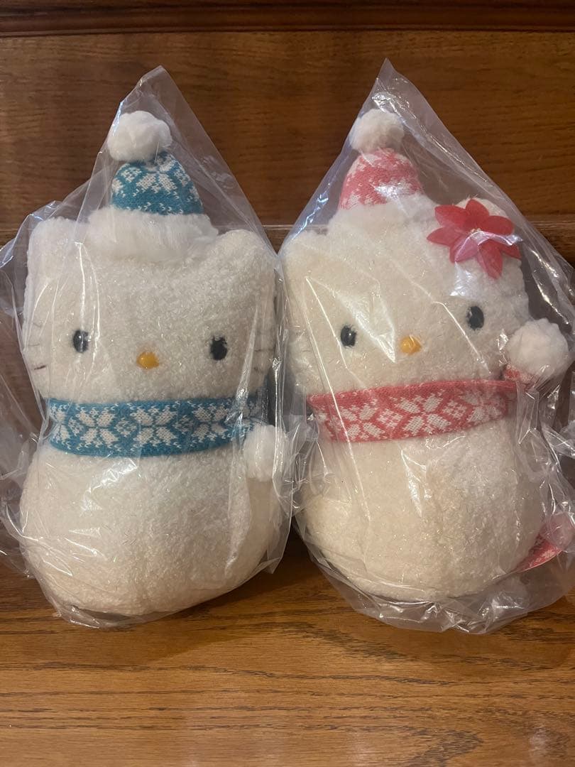 【タグ付き】ハローキティ　ダニエル 雪だるまぬいぐるみ スノウ