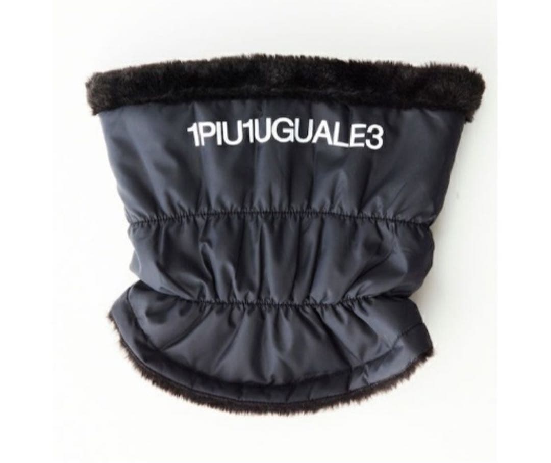 【新品未使用】1PIU1UGUALE3 ネックウォーマー 黒
