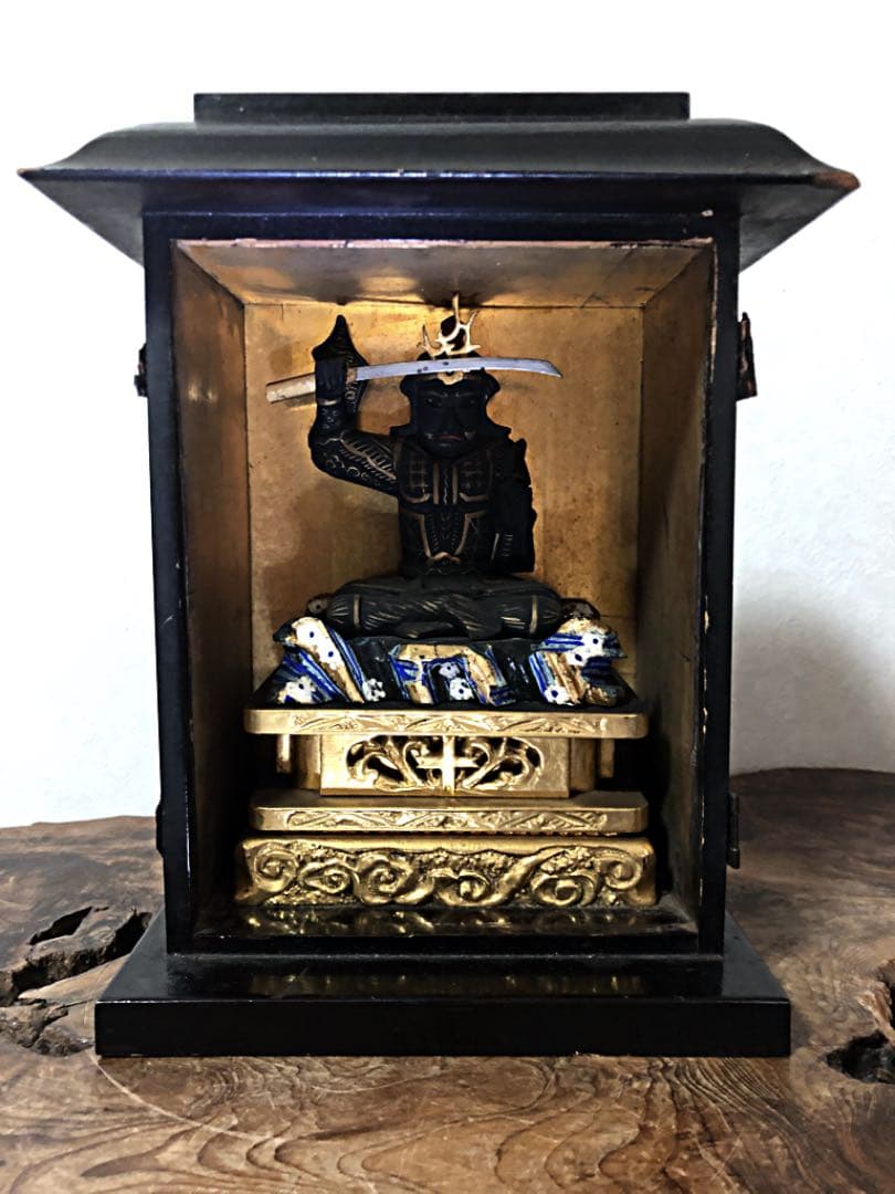 仏教美術 隠れキリシタン 彩色 妙見菩薩像木彫色 仏像 厨子