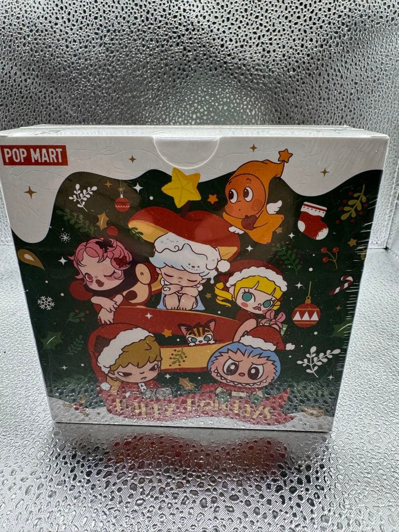 【正規品】 ラブブ×ワンピース ボックス12個入　シュリンク付き