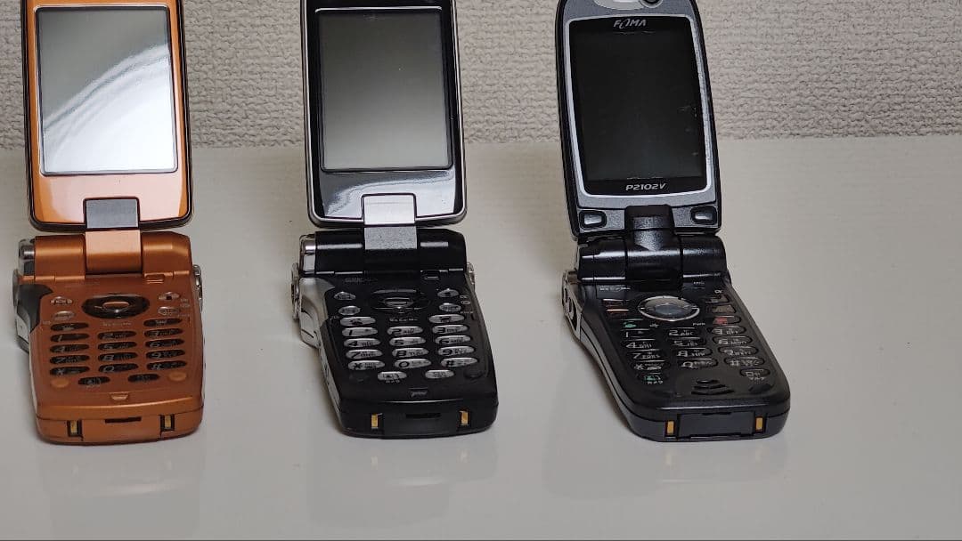 レア✨DoCoMo P900iV / P2102V 2台セット