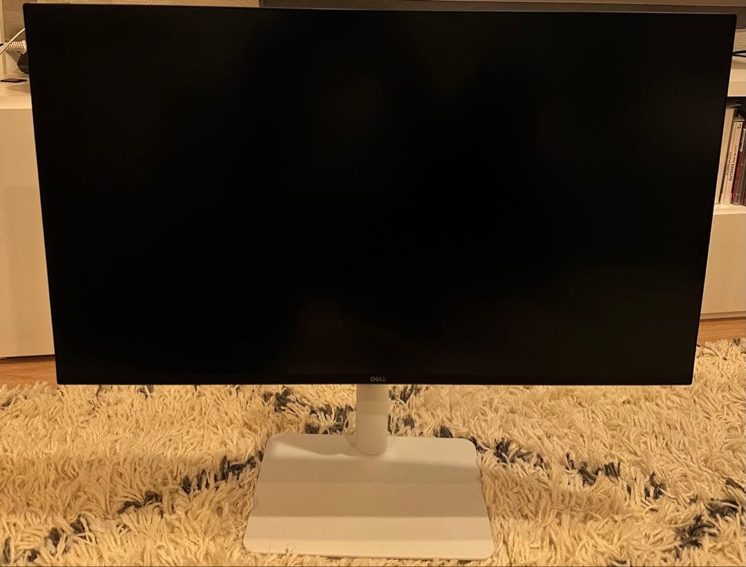 Dell 27 Plus 4K USB-C Monitor 本体