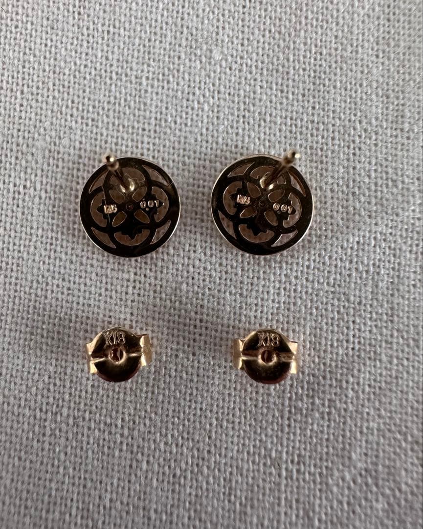 agete アガット　透かし模様　K14 ダイヤ ピアス　K18ポスト＆キャッチ