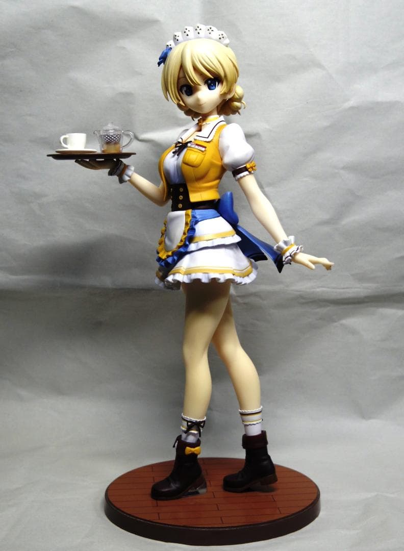 1/7 ダージリン ココス制服ver.『ガールズ&パンツァー 最終章』