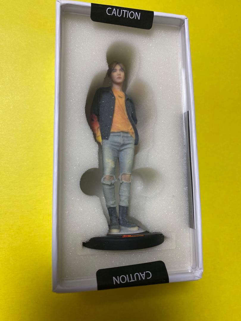 公式 bts ホソク ホビ j-hope SKテレコム フィギュア