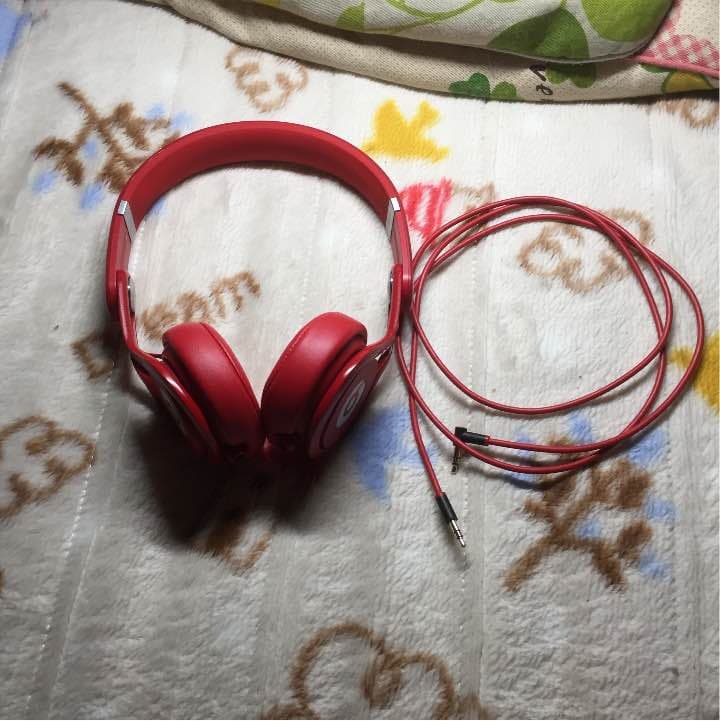 ビーツヘッドフォン