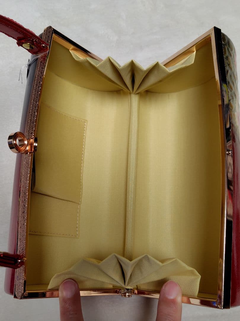 【新品未使用品】 成人式、訪問着用和装バッグと 草履のセット（フリーサイズ）