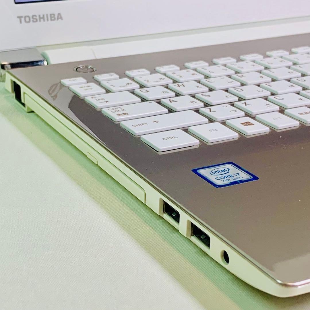 Core i7✨7世代✨SSD512GB✨16GB✨Office✨ノートパソコン