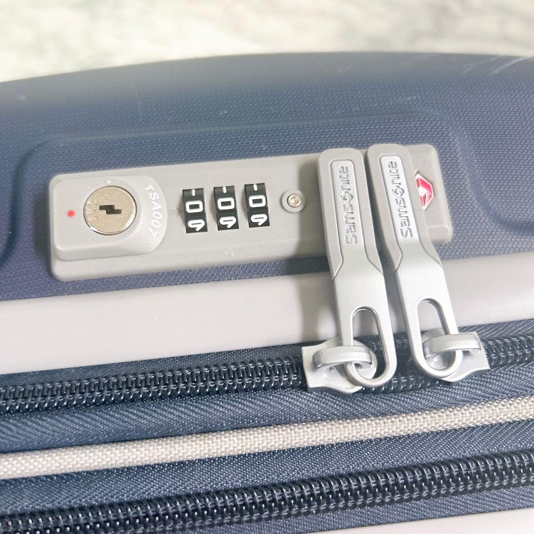 サムソナイト フリーフォーム 拡張可能 スピナー ネイビー 機内 TSAロック