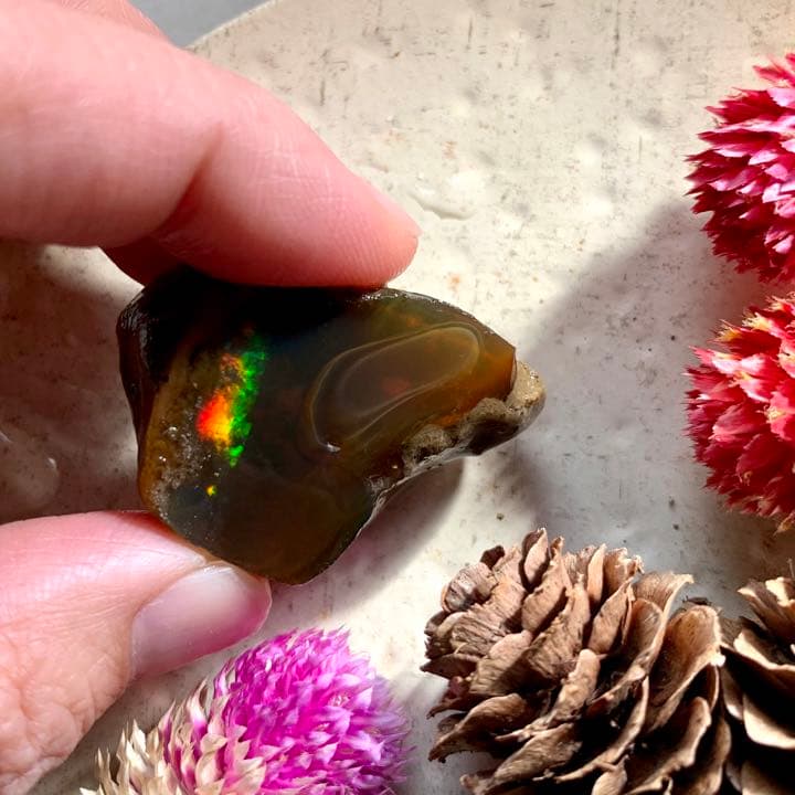 お買い得特価！100ctエッグインチョコレートオパール原石/鉱物標本