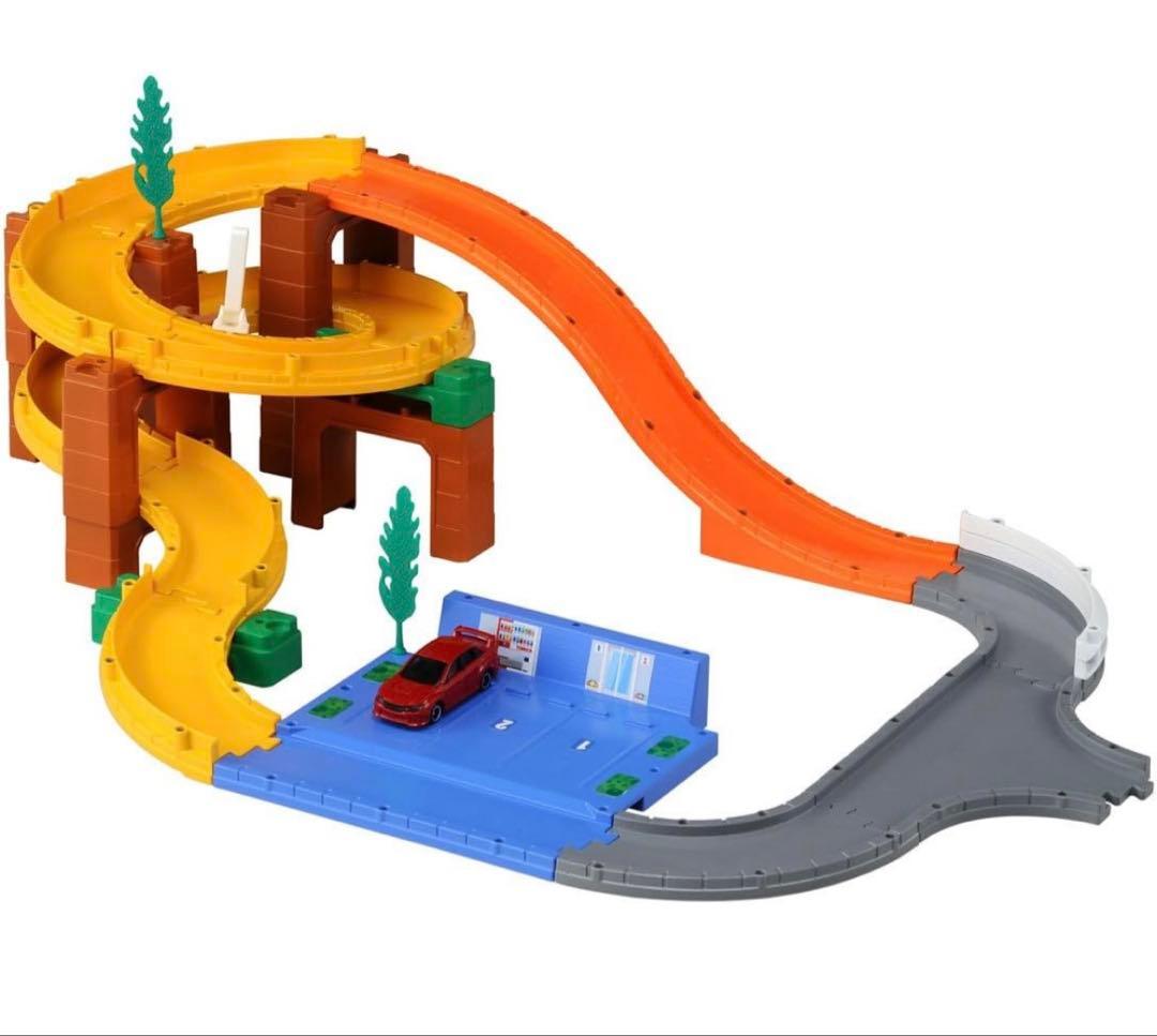 トミカ くるくる峠、タウン道路他6種類以上のセット