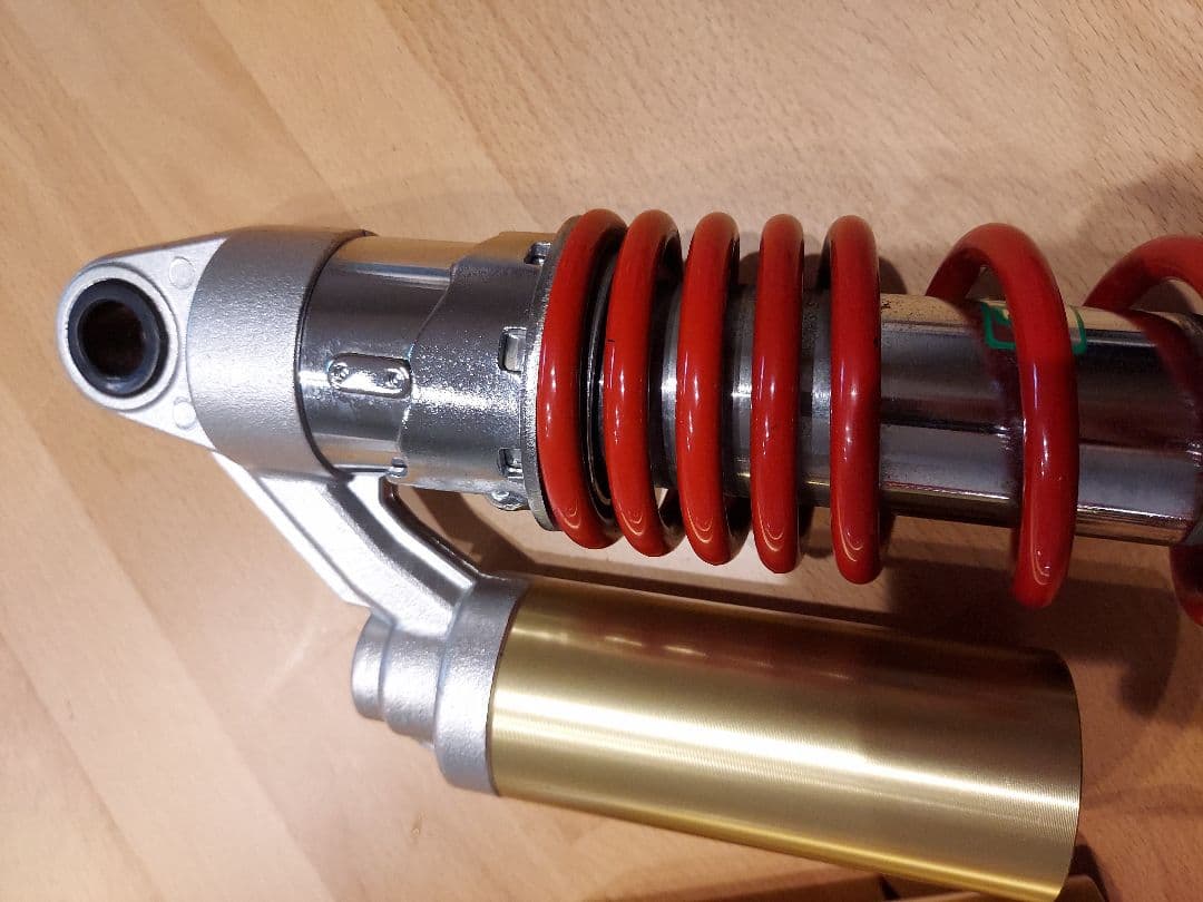 cb400sf　nc39　純正リアサスペンション