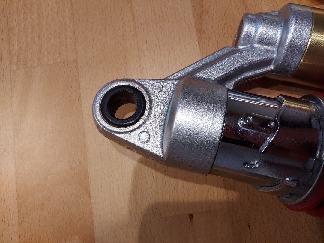 cb400sf　nc39　純正リアサスペンション