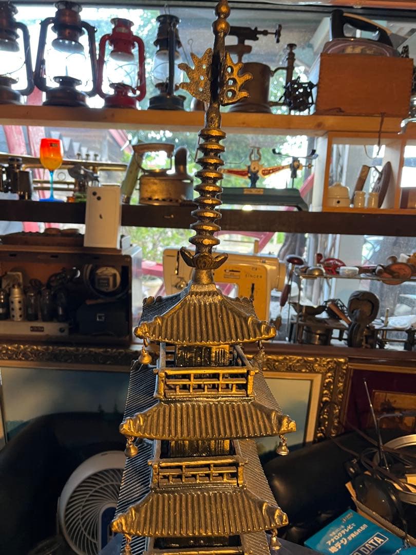 秀ちゃん、五重の塔 、鉄製五重塔、80センチヴィンテージ物 金属製重量級