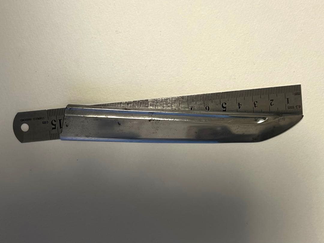 日本刀　刀身 切先　残欠　刃の長辺14.5cm